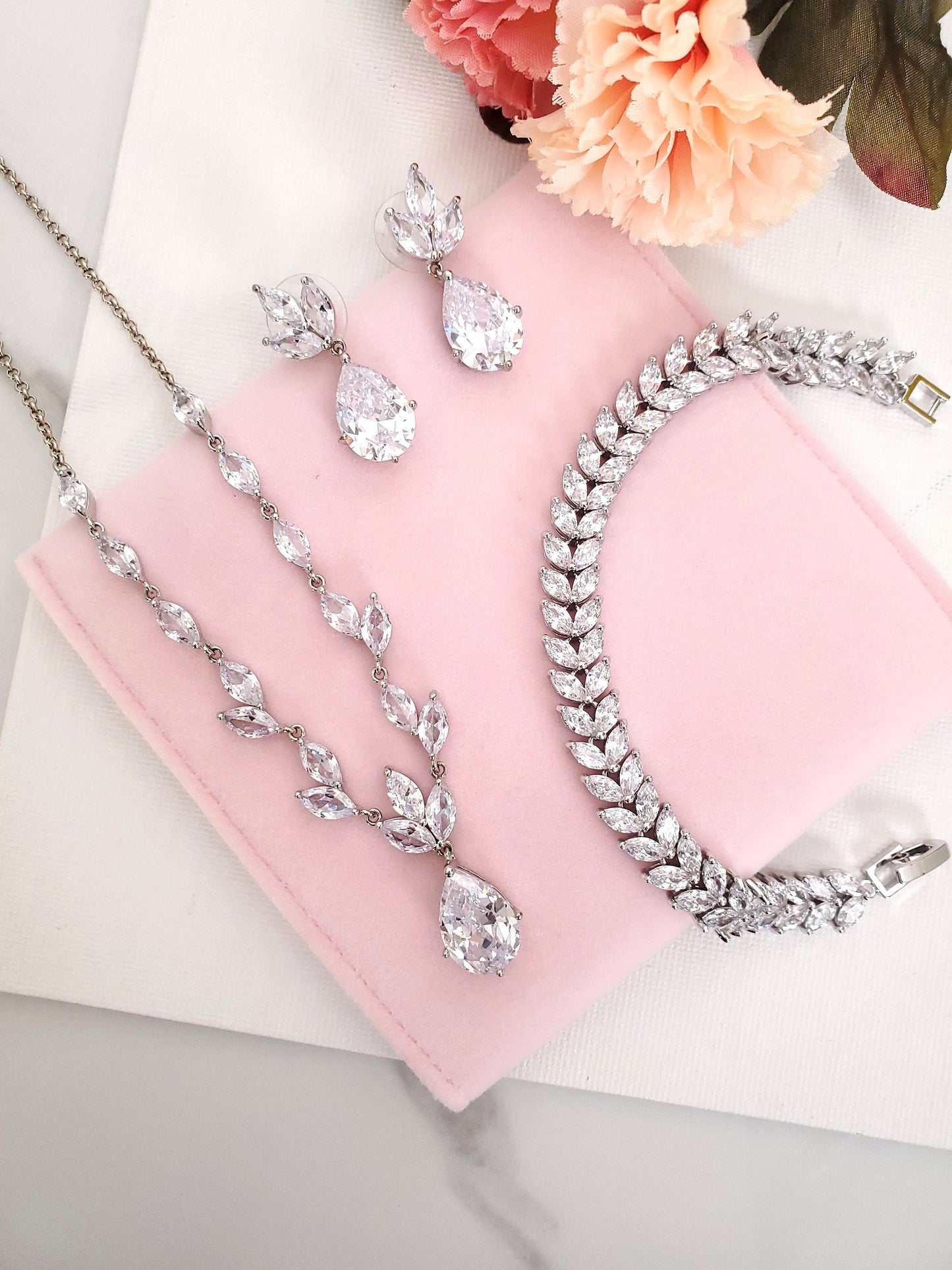 Silver necklace Dainty Bridal Necklace silver teardrop necklace minimalist necklace Jewellery Wedding Necklace CZ bridal jewelry zirconia