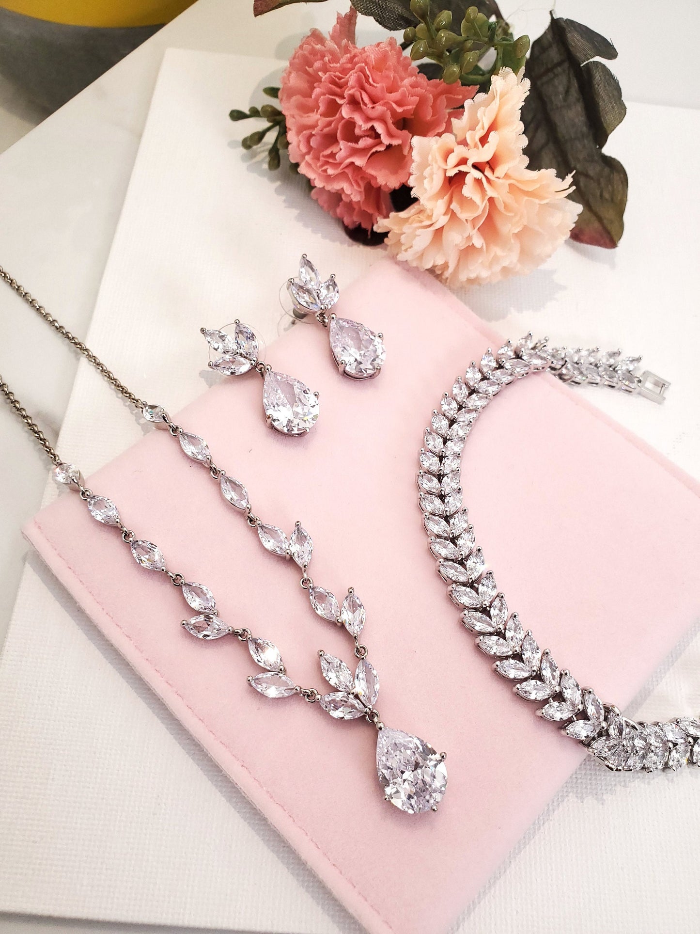 Silver necklace Dainty Bridal Necklace silver teardrop necklace minimalist necklace Jewellery Wedding Necklace CZ bridal jewelry zirconia