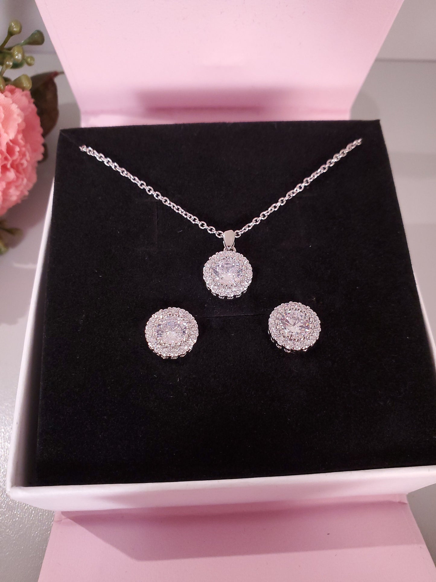 Bridal stud earrings silver diamond stud earrings Round bridal earrings minimalist bridesmaids gift bridesmaids jewelry