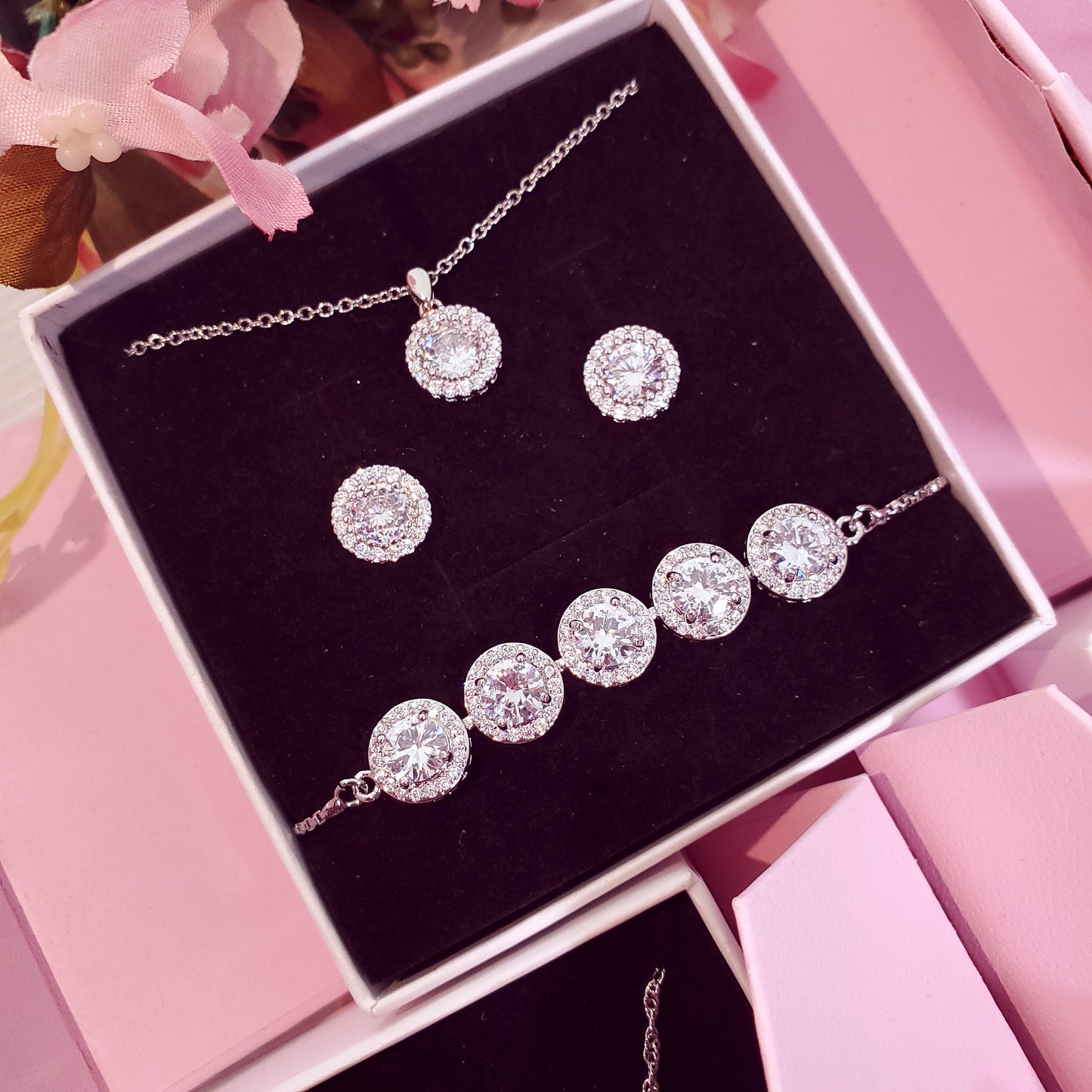Bridal stud earrings silver diamond stud earrings Round bridal earrings minimalist bridesmaids gift bridesmaids jewelry