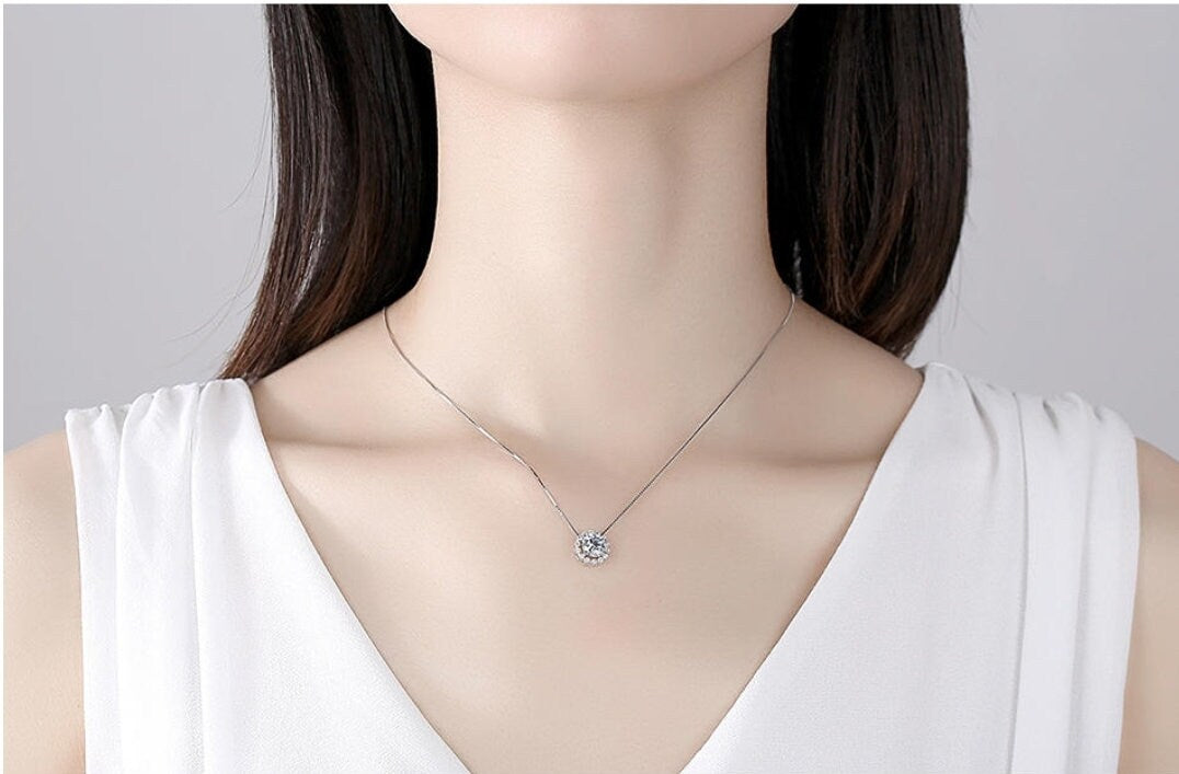 Certifed VVS1 Moissanite Pendant Necklace flower shaped pendant necklace sterling silver necklace moissanite diamond necklace dainty