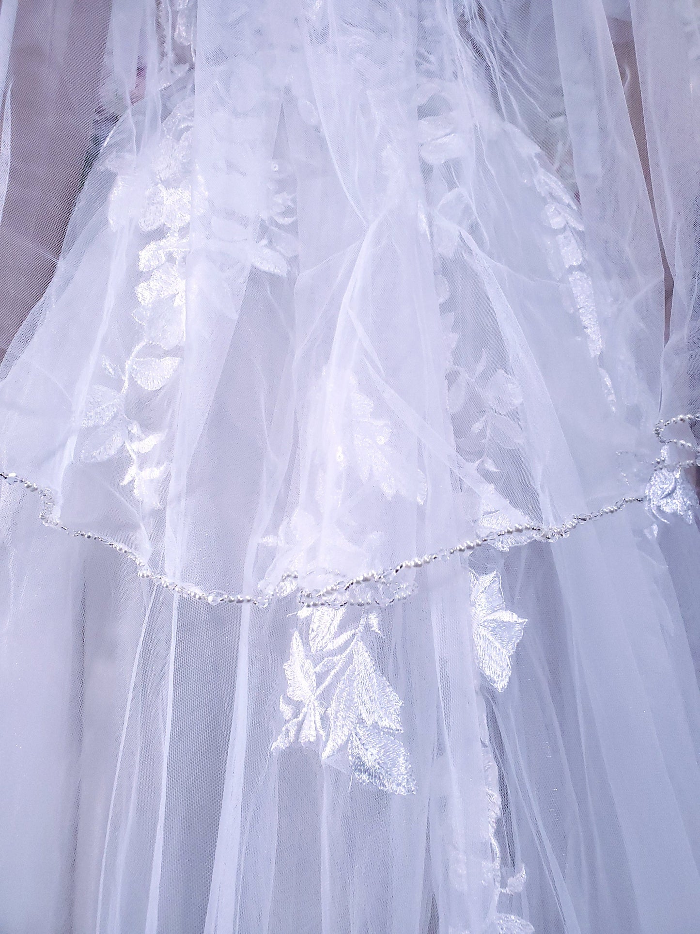 Pearl beaded veil short fingertip veil with beaded pearls gorgeous short veil fingertip veil beaded edged
