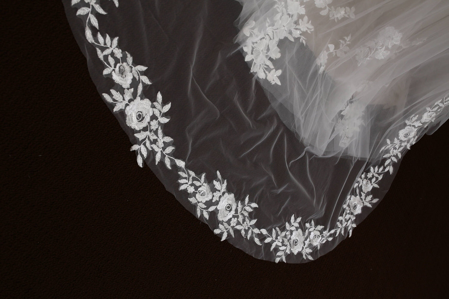 Ivory veil bridal veil soft tulle veil Wedding veil cathedral wedding veil with lace ivory wedding veil simple wedding veil bridal veil