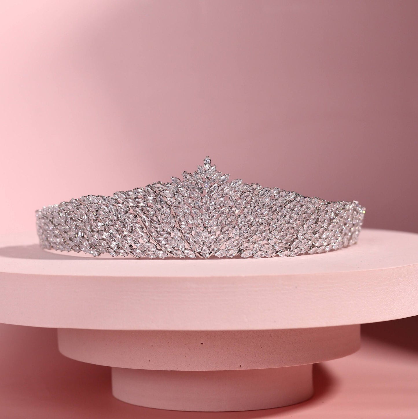 Bridal tiara, wedding tiara, silver shiny tiara, wedding crown, elegant wedding crown