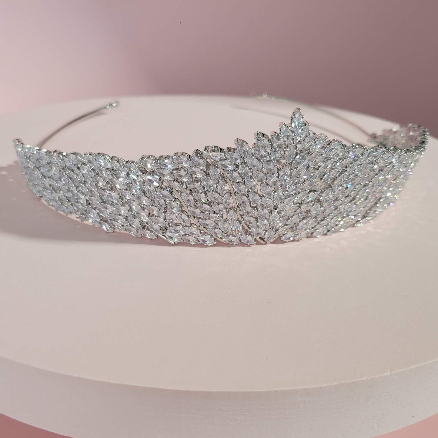 Bridal tiara, wedding tiara, silver shiny tiara, wedding crown, elegant wedding crown