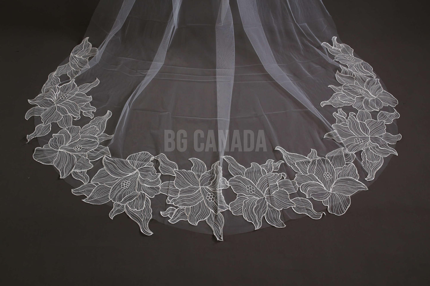 Cathedral veil with large floral lace edge long dramatic wedding veil boho bridal veil elegant flower lace wedding accessory