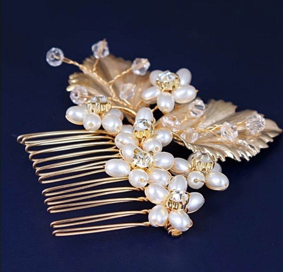Vintage bridal comb, gold bridal comb, bridal haircomb, vintage bridal comb, wedding haircomb, bridal hairpiece, wedding hairpiece, haircomb