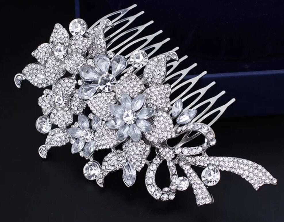 bridal hair comb,crystal hair comb,bridal comb,wedding comb,bridal hair accessories,sparkling hair comb,vintage hair comb,hair accessories