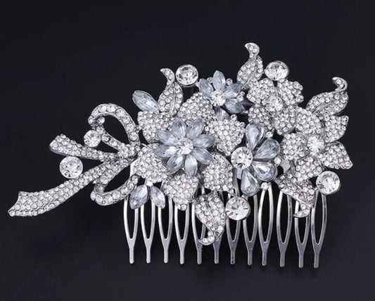 bridal hair comb,crystal hair comb,bridal comb,wedding comb,bridal hair accessories,sparkling hair comb,vintage hair comb,hair accessories