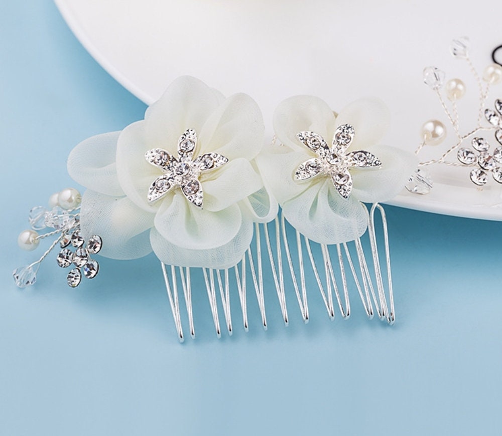 Ivory Flowers Lace Bridal Hair Comb| Wedding Hair Comb | White Hair Comb For Brides | White Pearls Hair Comb Bridesmaids Gift | Mother Gift