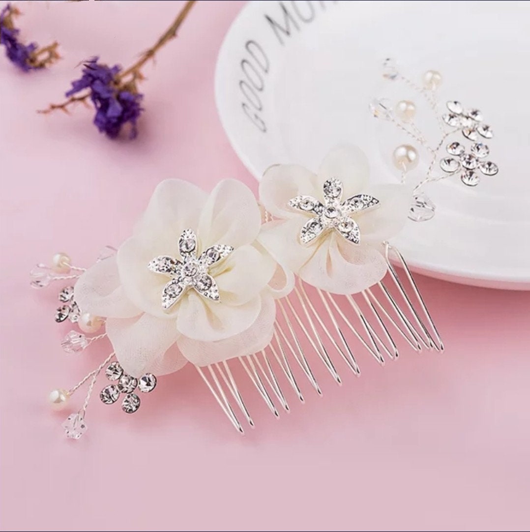 Ivory Flowers Lace Bridal Hair Comb| Wedding Hair Comb | White Hair Comb For Brides | White Pearls Hair Comb Bridesmaids Gift | Mother Gift