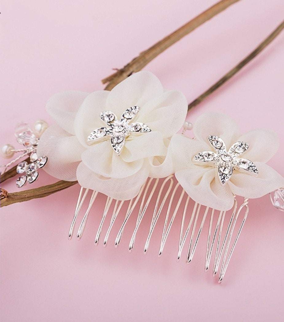 Ivory Flowers Lace Bridal Hair Comb| Wedding Hair Comb | White Hair Comb For Brides | White Pearls Hair Comb Bridesmaids Gift | Mother Gift