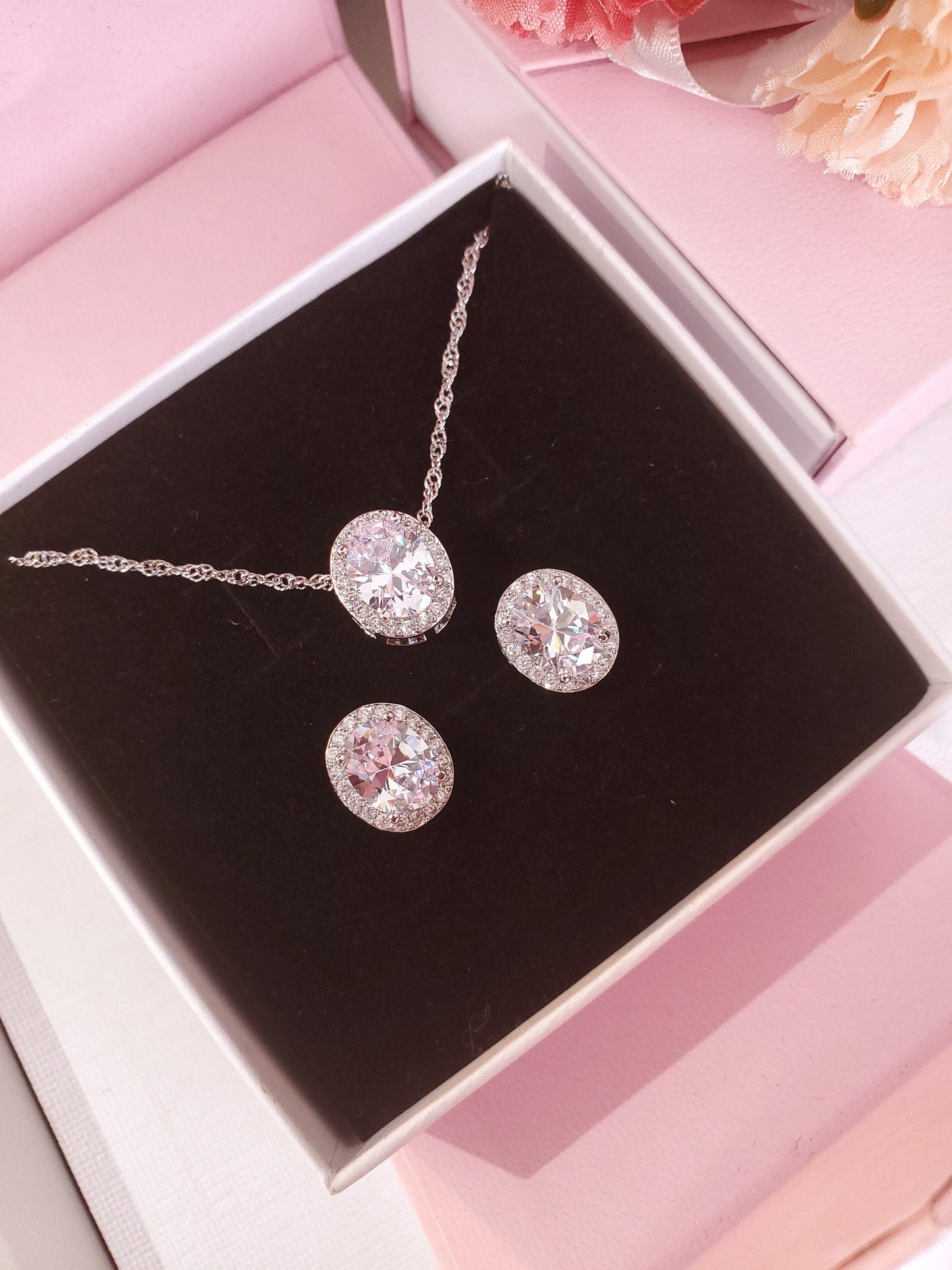 Bridesmaid Jewelry bridal party Earrings gift Proposal Box Bridesmaid Gift for Bridesmaid Box Items Bachelorette Party Bridal Shower