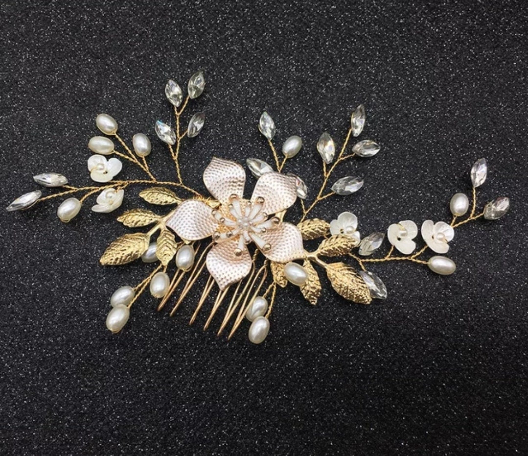 Bridal hair comb - Floral