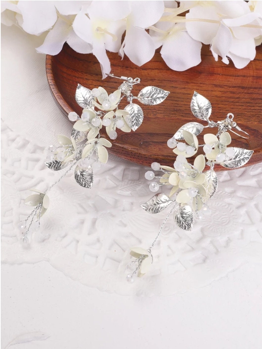 Floral bride earrings floral Boho vine earrings floral wreath bridal earrings boho earrings for brides boho bridal earrings vine gold