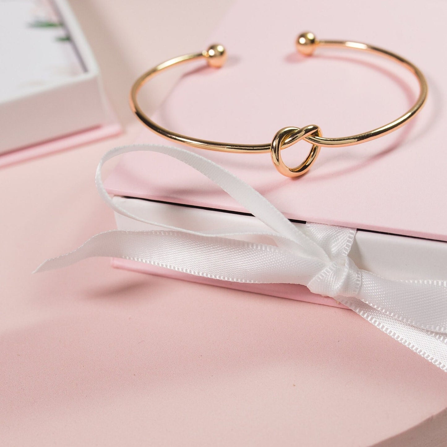 Knot bracelet bridesmaids bracelet bridal party gift flower Girl gift Junior bridesmaids bracelet jr. Bridesmaids gift knot bracelet