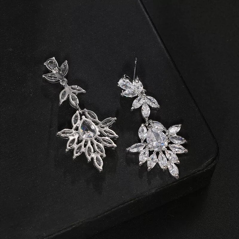 Crystal Bridal Earring leaf drop earring Wedding earrings Bridal jewelry wedding Crystal earrings Silver matching bracelet
