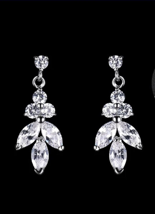 Set of 1, 2,3,4,5 Earrings Crystal Leaf Wedding Earrings Bridal Earrings Crystal bridal earrings wedding jewelry for brides bridesmaids gift