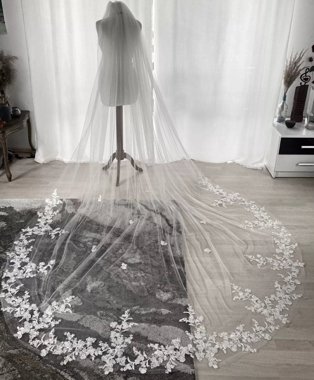 Long on sale ivory veil