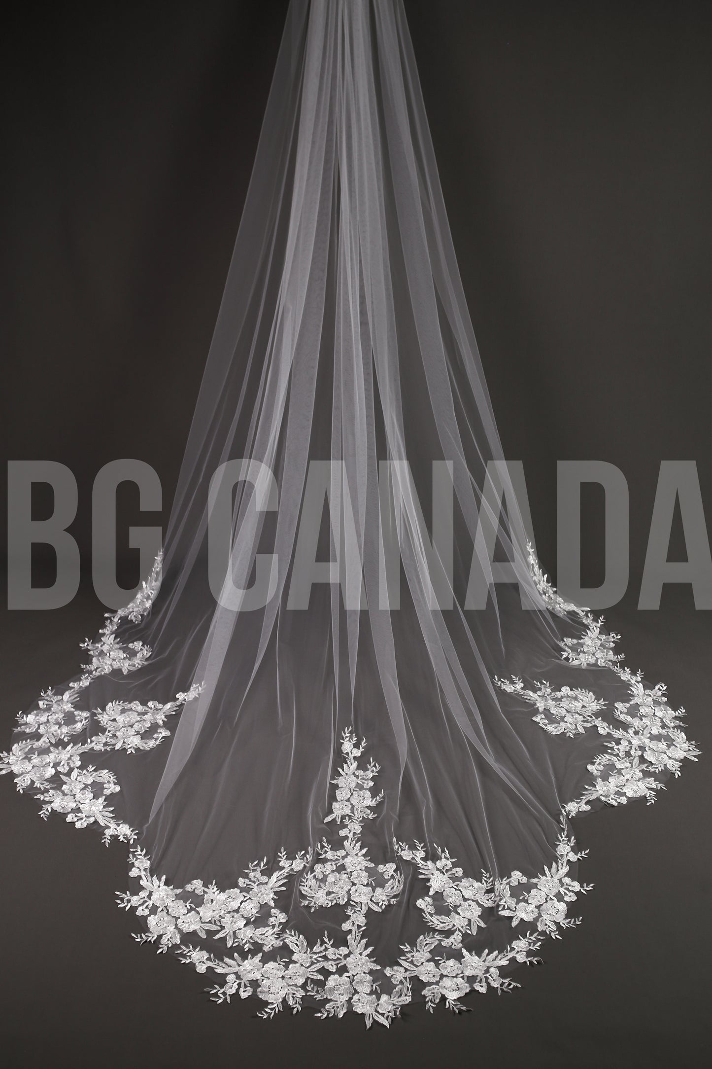 Cathedral Scallop Veil with Floral Cluster Lace Trim Cascade - Lorelei Blossom