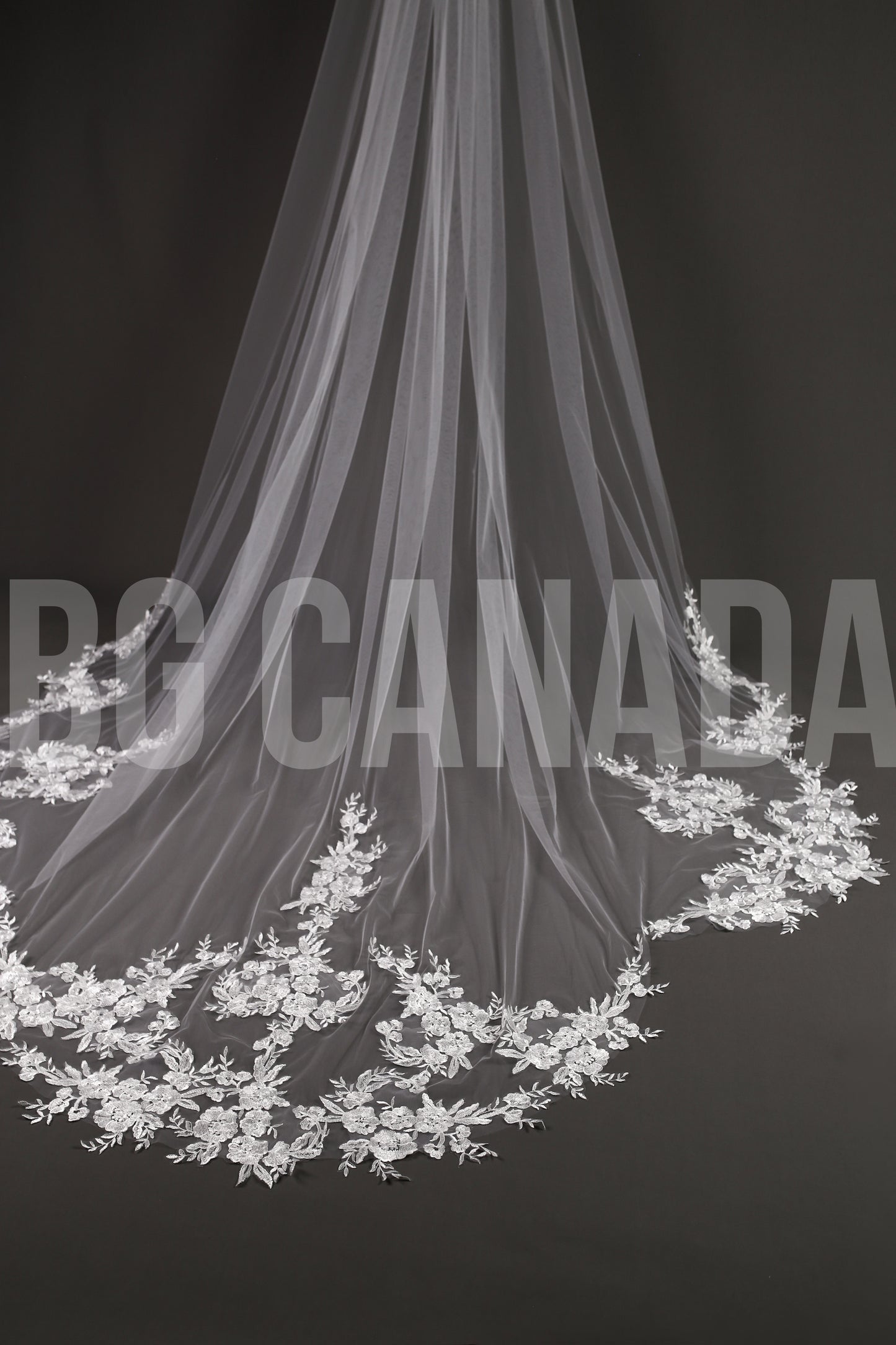 Cathedral Scallop Veil with Floral Cluster Lace Trim Cascade - Lorelei Blossom