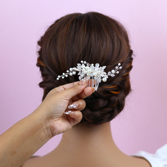 Small Pearl Bridal hair comb - Glistening Floral Elegance Hair Comb