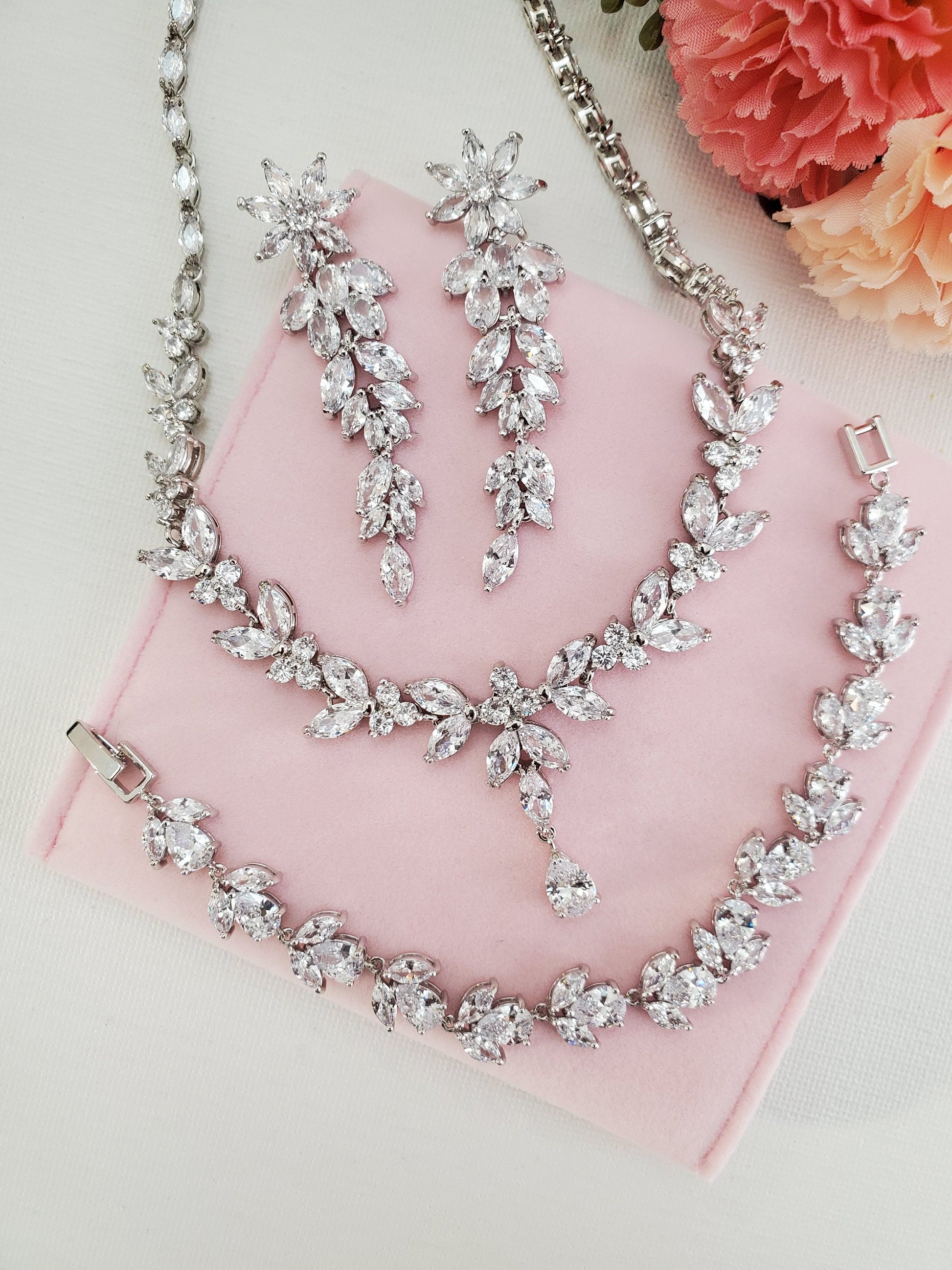 Bridal Jewellery Set bridal Necklace Earrings Bracelet Set Silver teardrop wedding earrings cubic zirconia jewelry set CZ wedding necklace