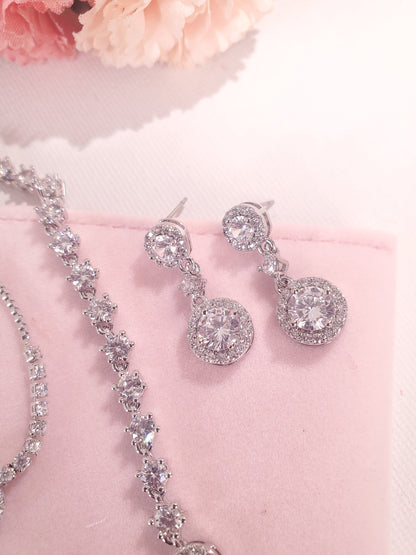 Round Bridal Necklace Set,Silver Wedding Earrings, jewellery set for brides, maid of honor gifts, cubic zirconia earrings