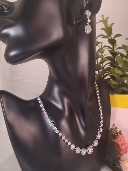 Round Bridal Necklace Set,Silver Wedding Earrings, jewellery set for brides, maid of honor gifts, cubic zirconia earrings