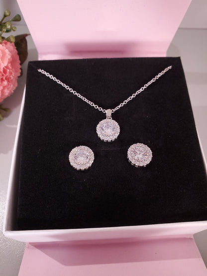 Bridal stud earrings silver diamond stud earrings Round bridal earrings minimalist bridesmaids gift bridesmaids jewelry