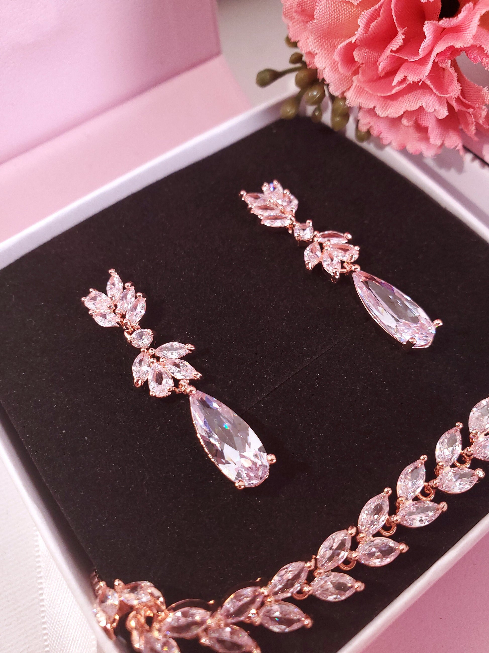 Elongated teardrop earrings Bridal earrings rose gold statement bridal earrings long leaf bracelet bridesmaids jewelry gift set