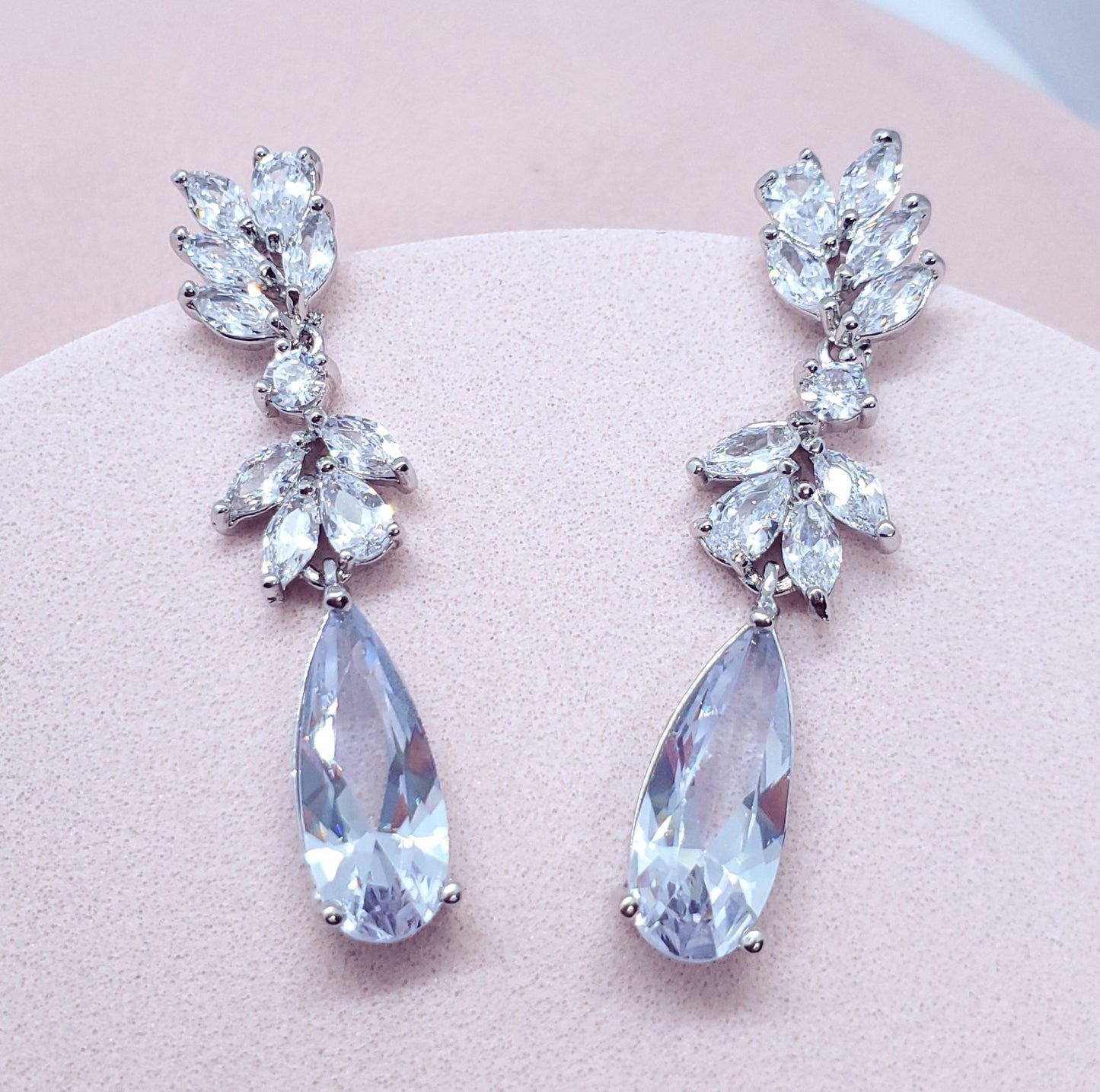 Swarovski earrings Earrings Wedding Earrings for brides crystal earrings drop diamond earrings for brides bridal jewelry sets