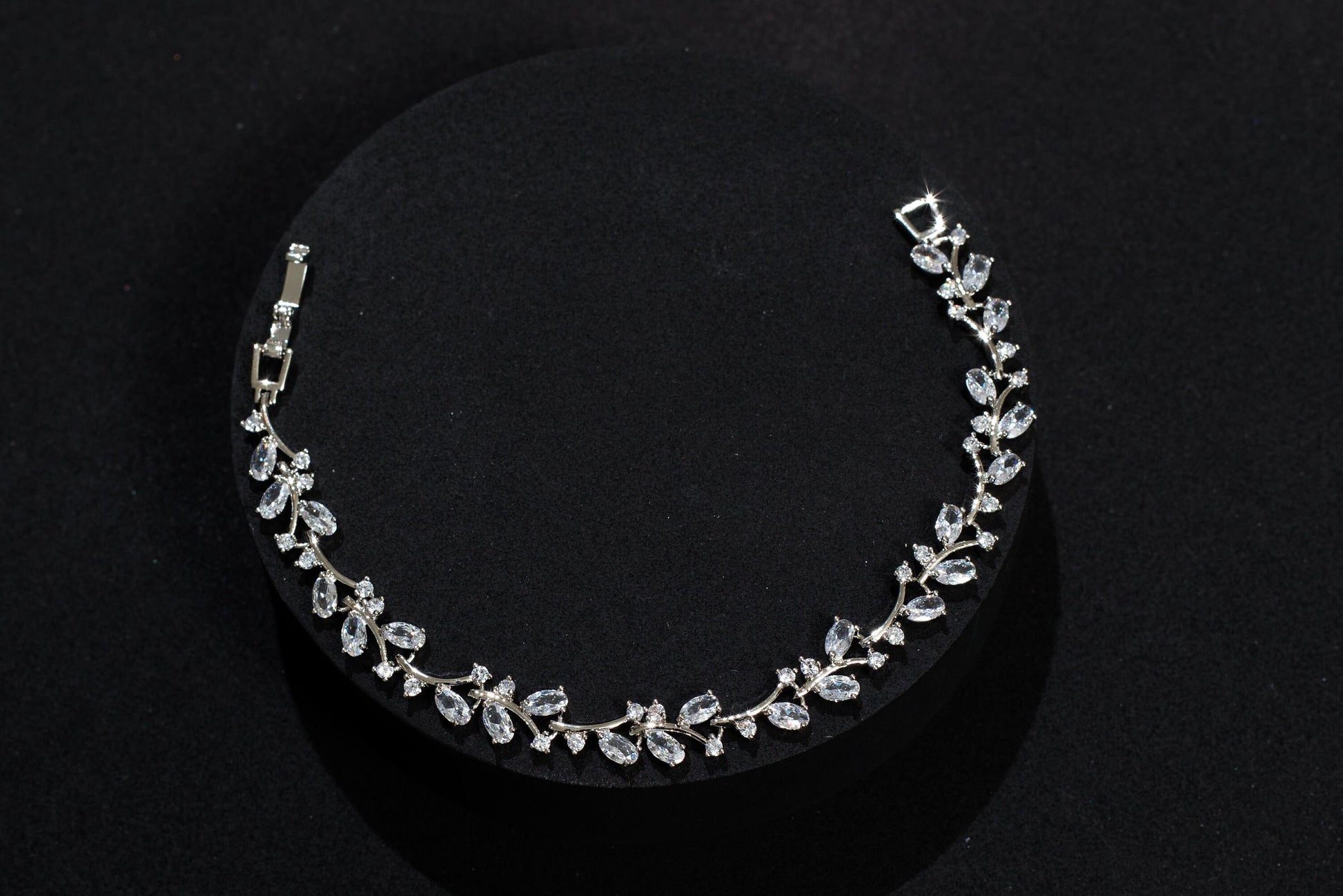 Bride necklace silver Wedding Jewelry bridal necklace and earrings set bridal Jewelry Set, zirconia necklace for Bride