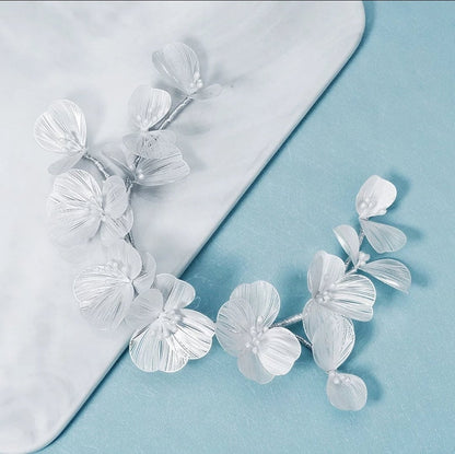 Big flower bridal hair comb Wedding Hair Comb large floral headpiece white flower Bridal comb boho bridal hair accessories bridal hairpiece