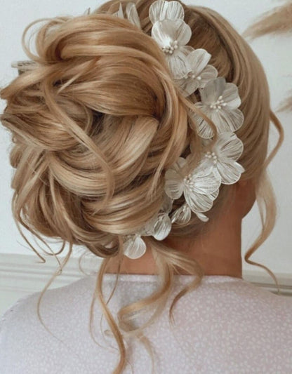 Big flower bridal hair comb Wedding Hair Comb large floral headpiece white flower Bridal comb boho bridal hair accessories bridal hairpiece