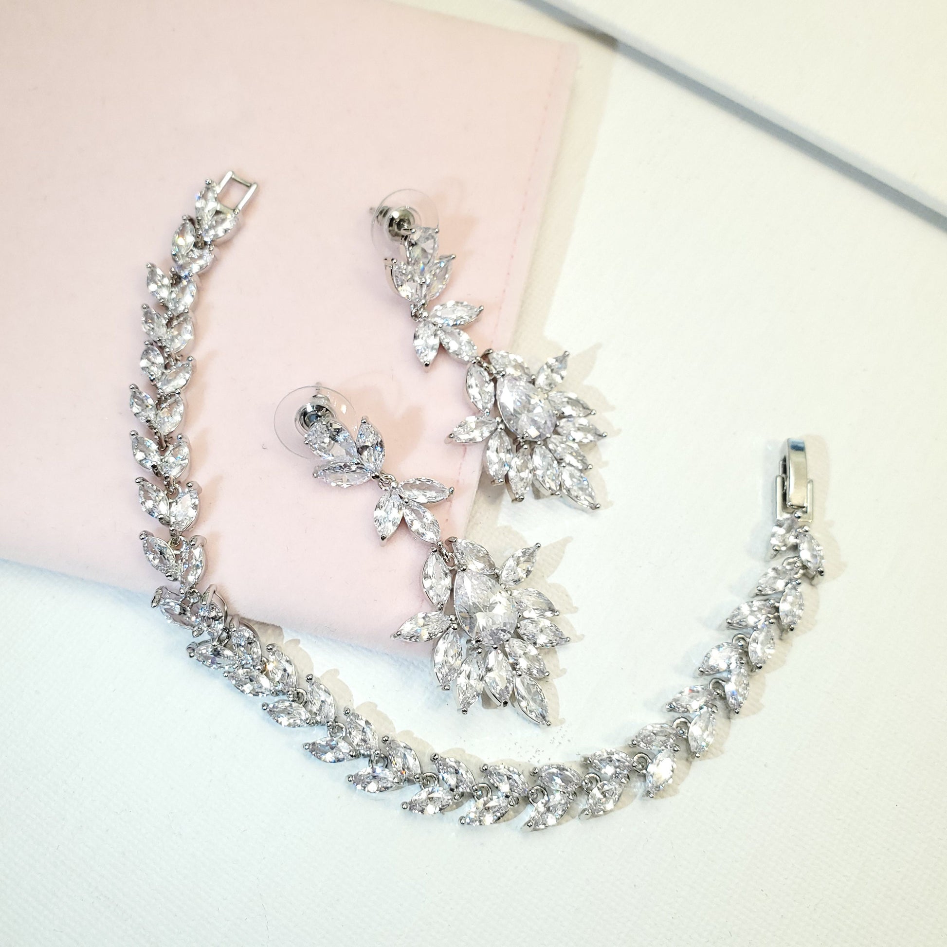 Crystal Bridal Earring leaf drop earring Wedding earrings Bridal jewelry wedding Crystal earrings Silver matching bracelet