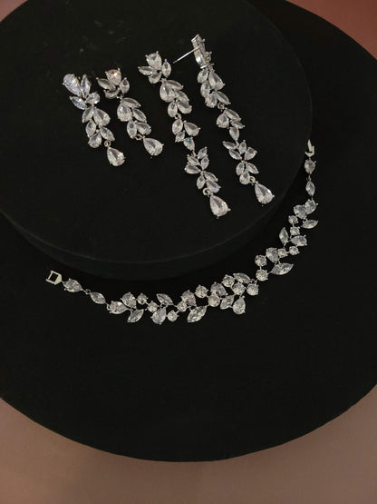 2024 most popular Bridal earrings long Dainty Bridal earrings statement earrings silver wedding earrings bridal jewelry crystal dangle drop
