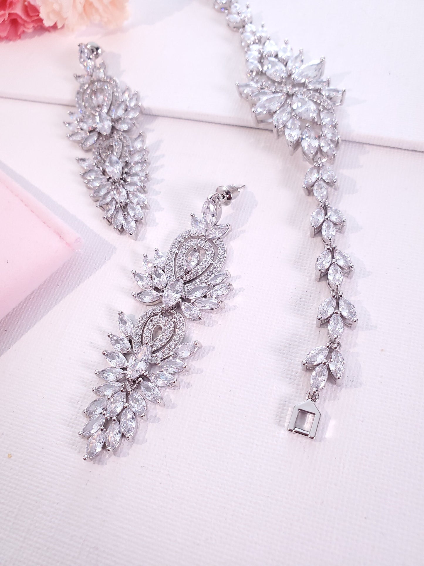 Elegant bridal earrings CZ luxury wedding earrings Earrings for brides crystal silver wedding earrings set bridal jewelry sets