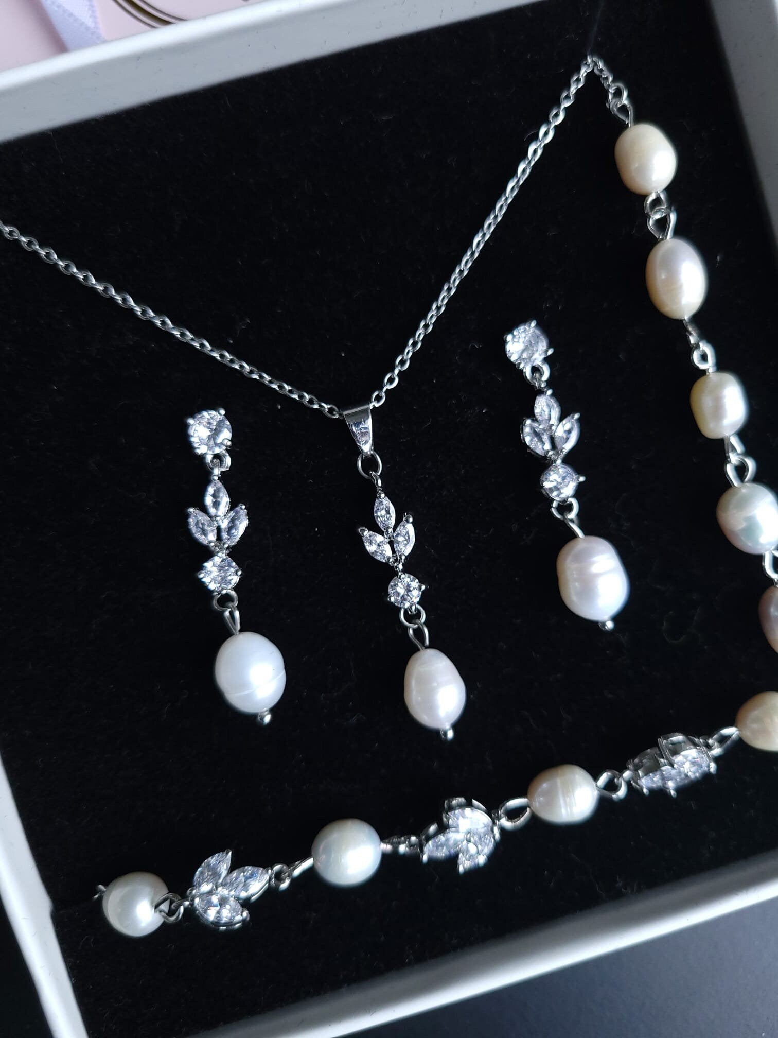 Freshwater pearl jewelry set with Backchain bridal pearl necklace set freshwater pearl wedding jewelry necklace with pearl back chain