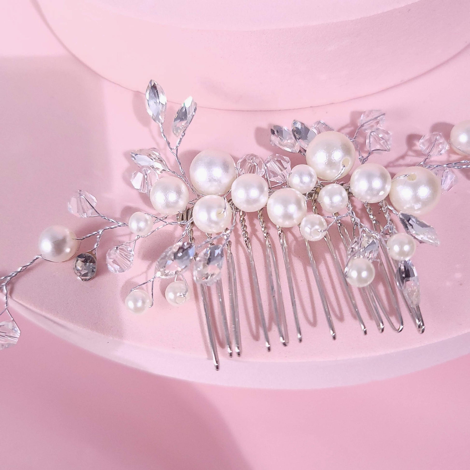 Pearl comb Bridal Hair Comb pearl Wedding Accessories pearl Bridal Comb Wedding Hair Comb for Brides Bridal Hair Accessories