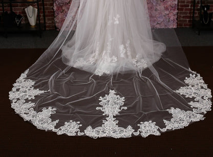 Wedding veil with Comb bridal veil ivory veil cathedral veil soft tulle bridal veil