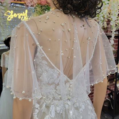 Pearl Elegance Bridal Cape Unique Bolero Shawl with Varied Sizes and Pearl Pin Closure Versatile Bolero Cape bridal wraps