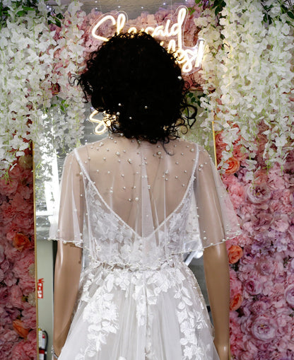 Pearl Elegance Bridal Cape Unique Bolero Shawl with Varied Sizes and Pearl Pin Closure Versatile Bolero Cape bridal wraps