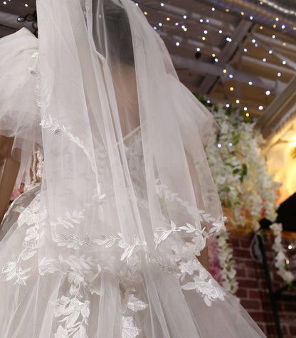 Veil with leaf border leaf vine edge Cathedral long veil Bridal veil white veil long cathedral veil wedding veil ivory veil
