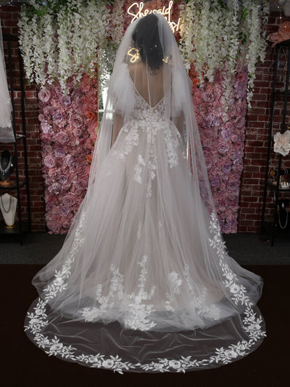 Ivory veil bridal veil soft tulle veil Wedding veil cathedral wedding veil with lace ivory wedding veil simple wedding veil bridal veil