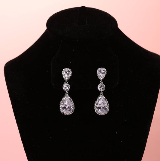 Wedding Earrings silver crystal earrings Bridal Earrings silver tear drop Bridal Jewelry Wedding Jewellery tear drop earrings for brides