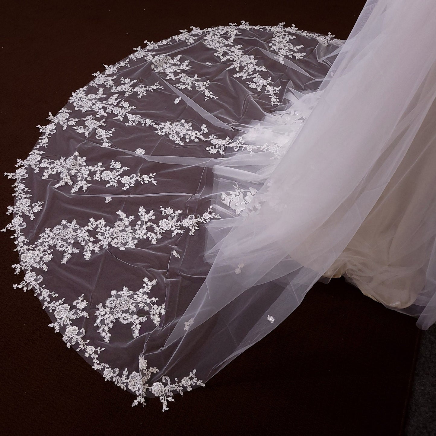 Royal Floral Lace Cathedral Wedding Veil: Ivory Bridal Hair Veil