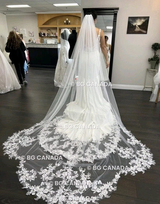 Floral Lace Edge scalloped veil special cut veil extra wide veil mermaid tail cut veil ivory veil with florals
