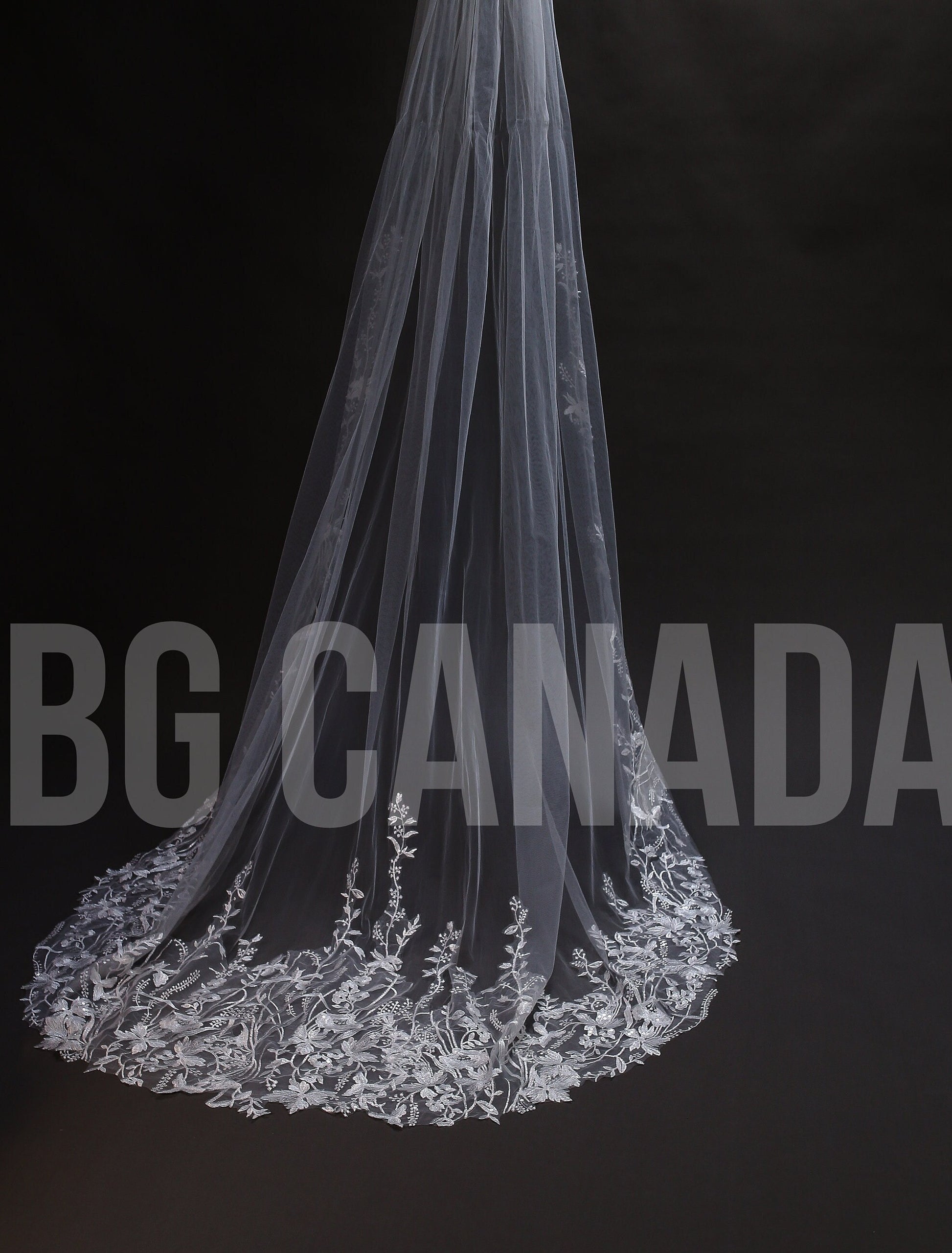 Floral Lace Cathedral Wedding Veil: Bridal Illusion Tulle
