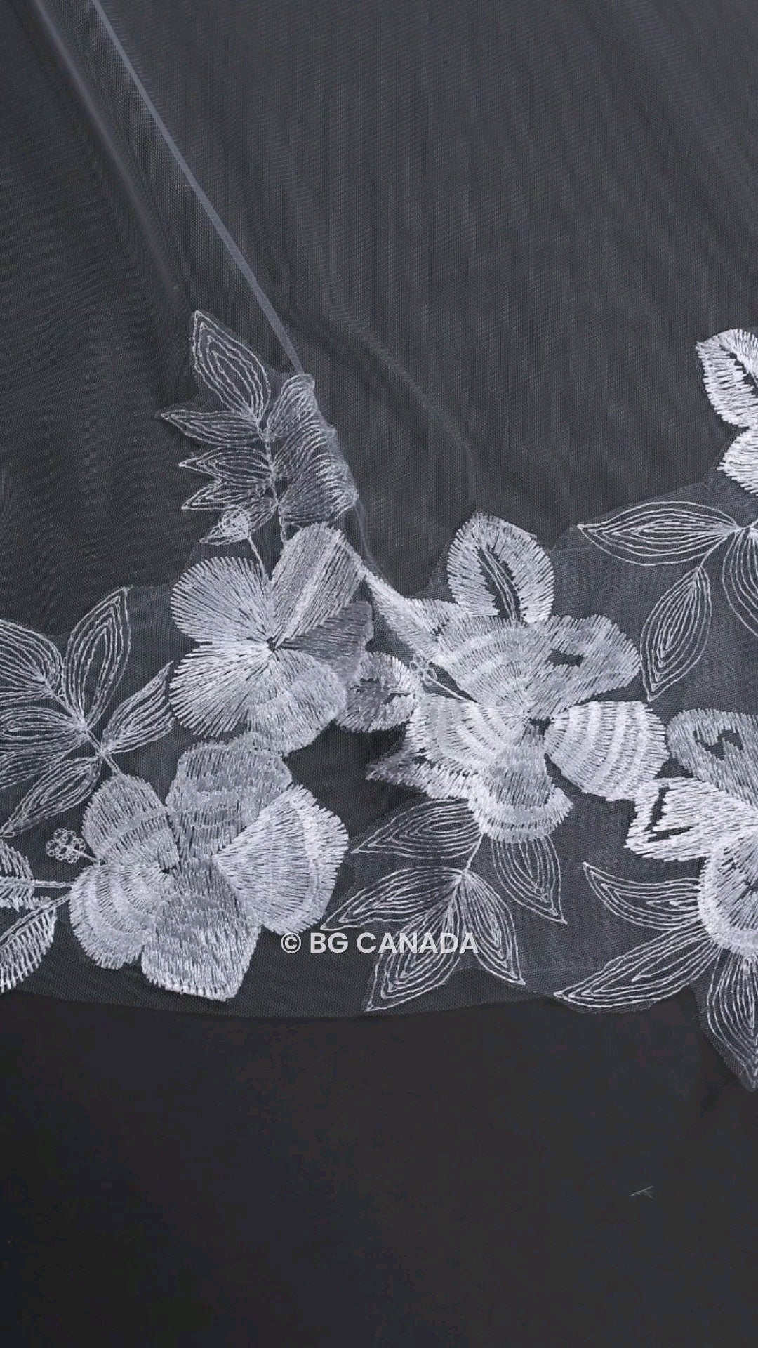 118inch veil floor length wedding veil floral edges veil Floral Lace Bridal Veil 300cm Elegant Wedding Veil